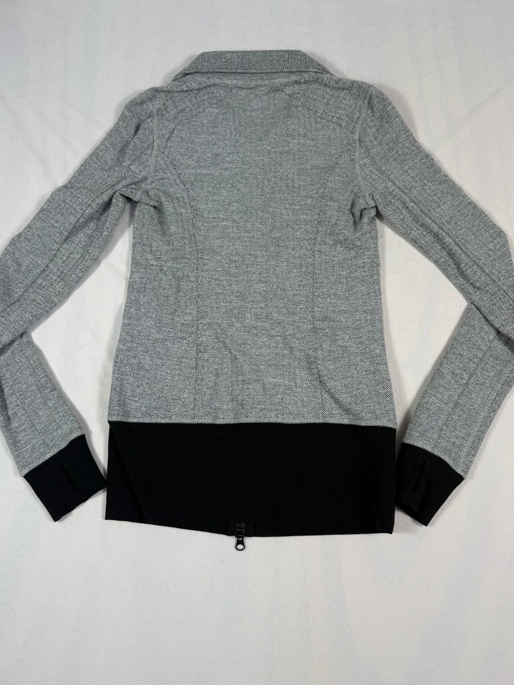 lululemon athletica sleek gray